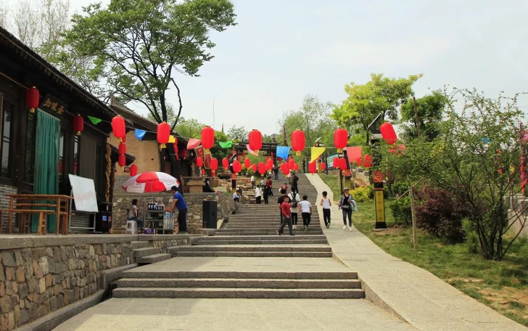 曲沃磨盘岭景区图片图片