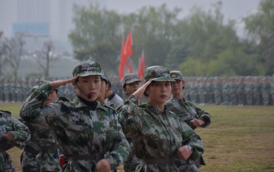 軍訓展英姿沙場秋點兵軍訓視頻圖集