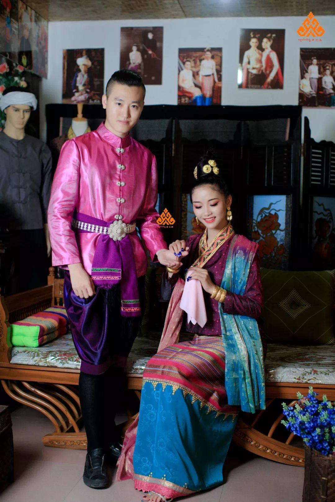即将迎来傣家人结婚旺季您的新衣已上线章芭傣新郎新娘服饰最新发布