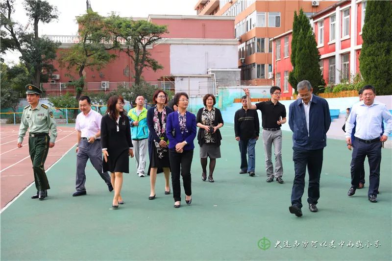 秋雨一何碧,山色倚晴空—大连市副市长温雪琼一行调研沙河口区中山