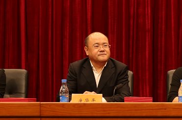 中国青年政治学院原党委常委,副校长李家华 教授"青年干部职业生涯