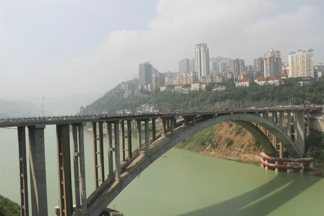 涪陵乌江大桥复线要通车了!备受关注的小编拿到了一手资料