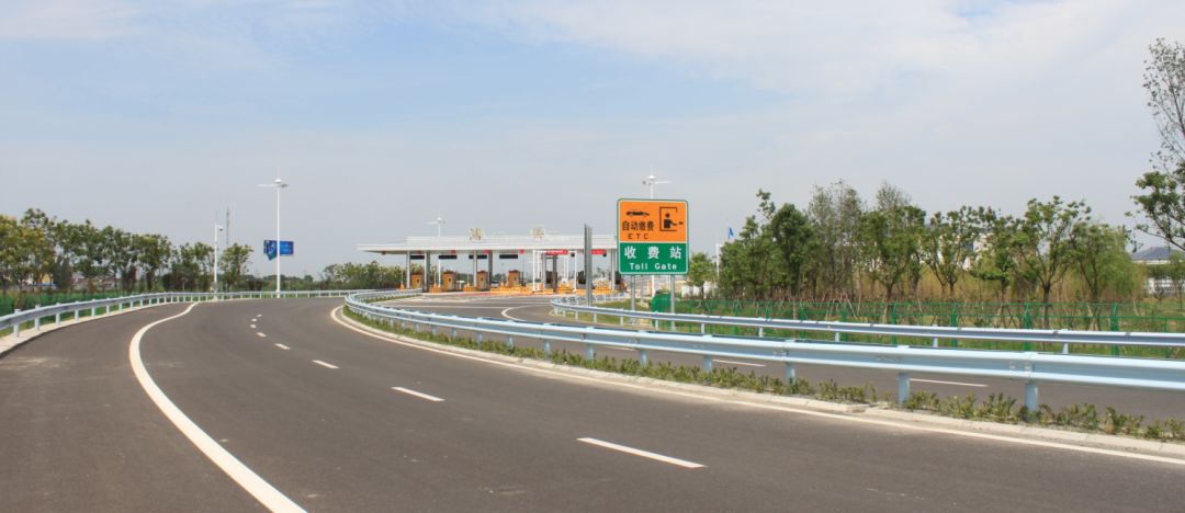 在正谊枢纽无法转入g2京沪高速北京方向,若错过江都南出口,只能到前方