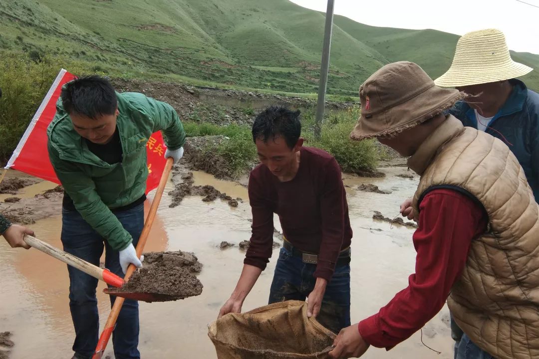 "三包三扶"助推脱贫攻坚—甲尔多乡