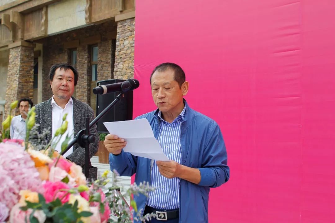 大连汉风国际文化发展有限公司董事长董学林先生△大连大学校长潘成胜