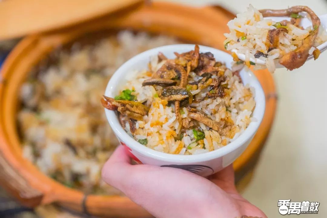 老闆請番禺街坊吃黃鱔飯,飲雞爪芋養生湯!即日起至十月十日._台山