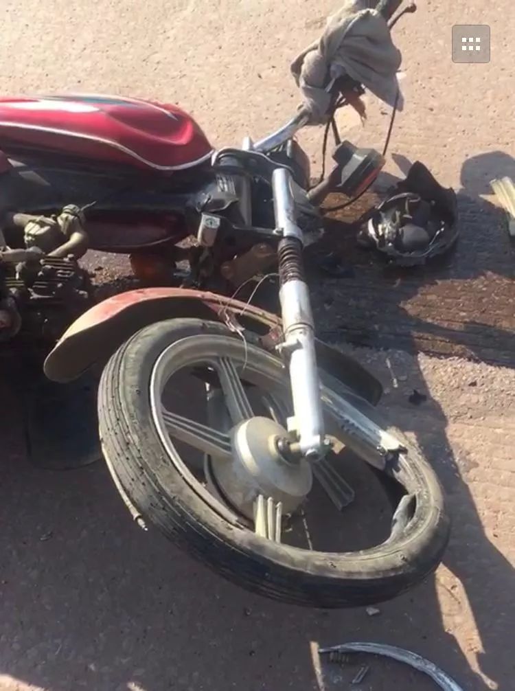 a0015摩托车事故图片