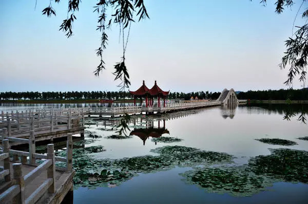 徐州吕梁悬水湖风景区图片