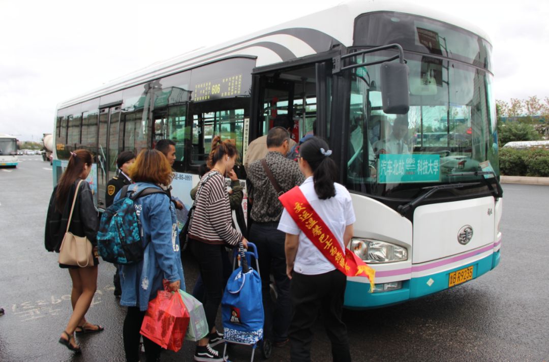 備戰黃金週溫馨巴士公交縮短髮車間隔