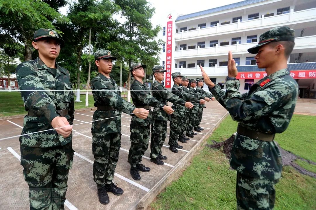 甘肃张掖新兵训练营图片