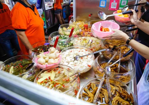 海口最大的美食夜市海墾花園夜市吃喝指南