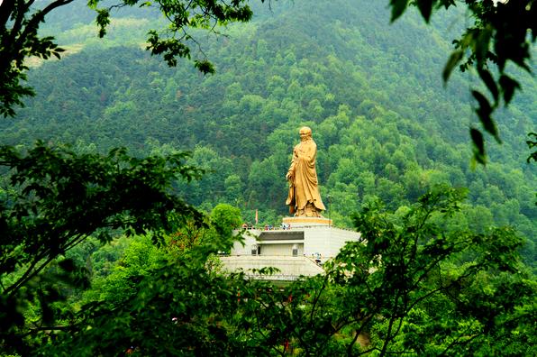 終南山適合隱居修行有女子上山修行不久懷孕下山修的是啥行