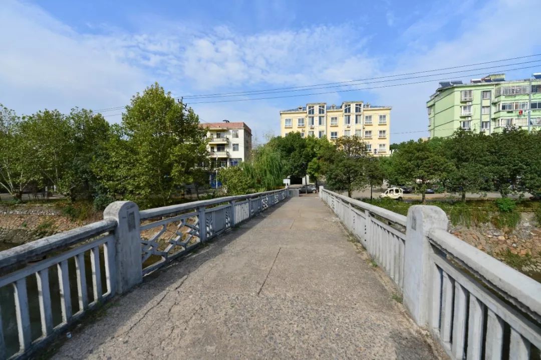 據悉,除程河路橋危橋改建項目已經開工建設外,柴桑北路橋及人行廊橋