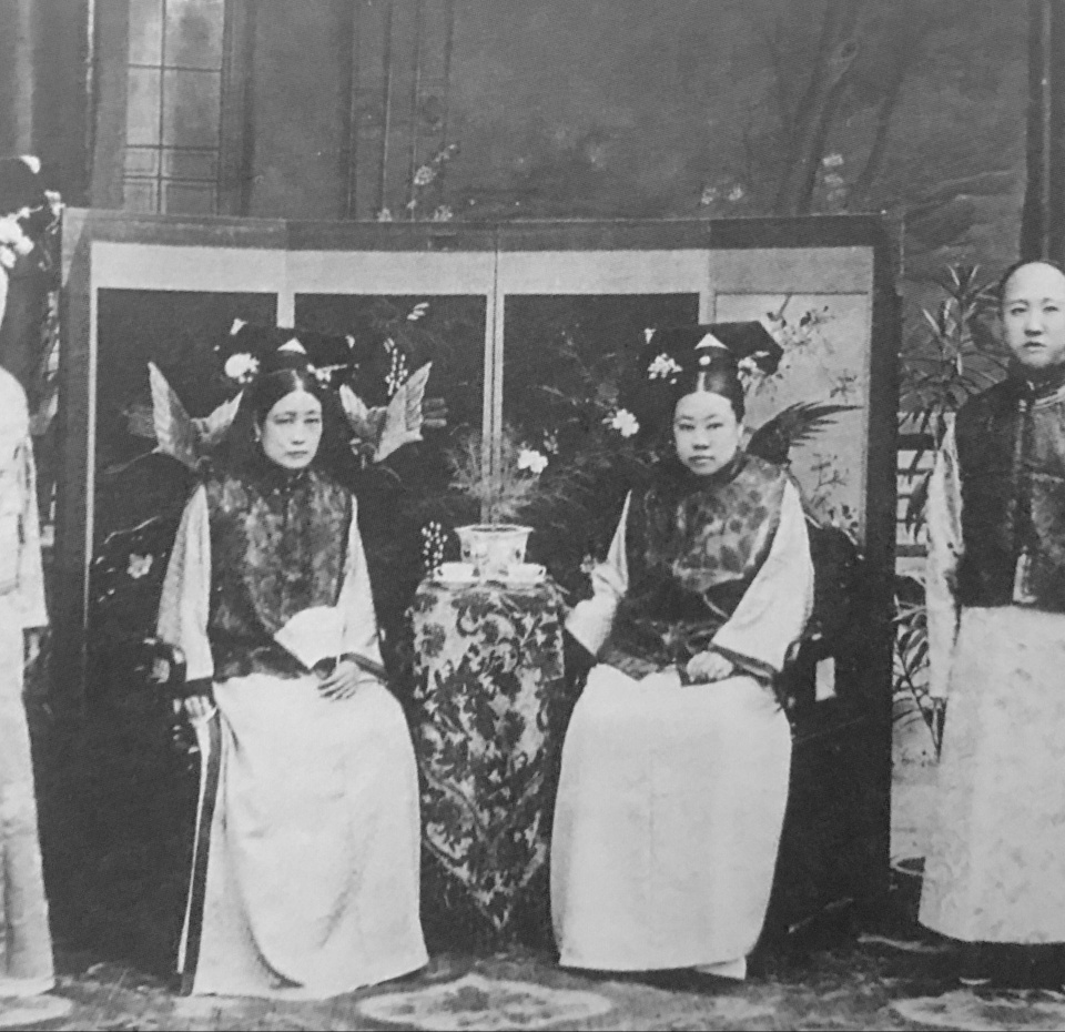 清末摄政王载沣的老照片:远赴德国道歉,被德皇要求下跪