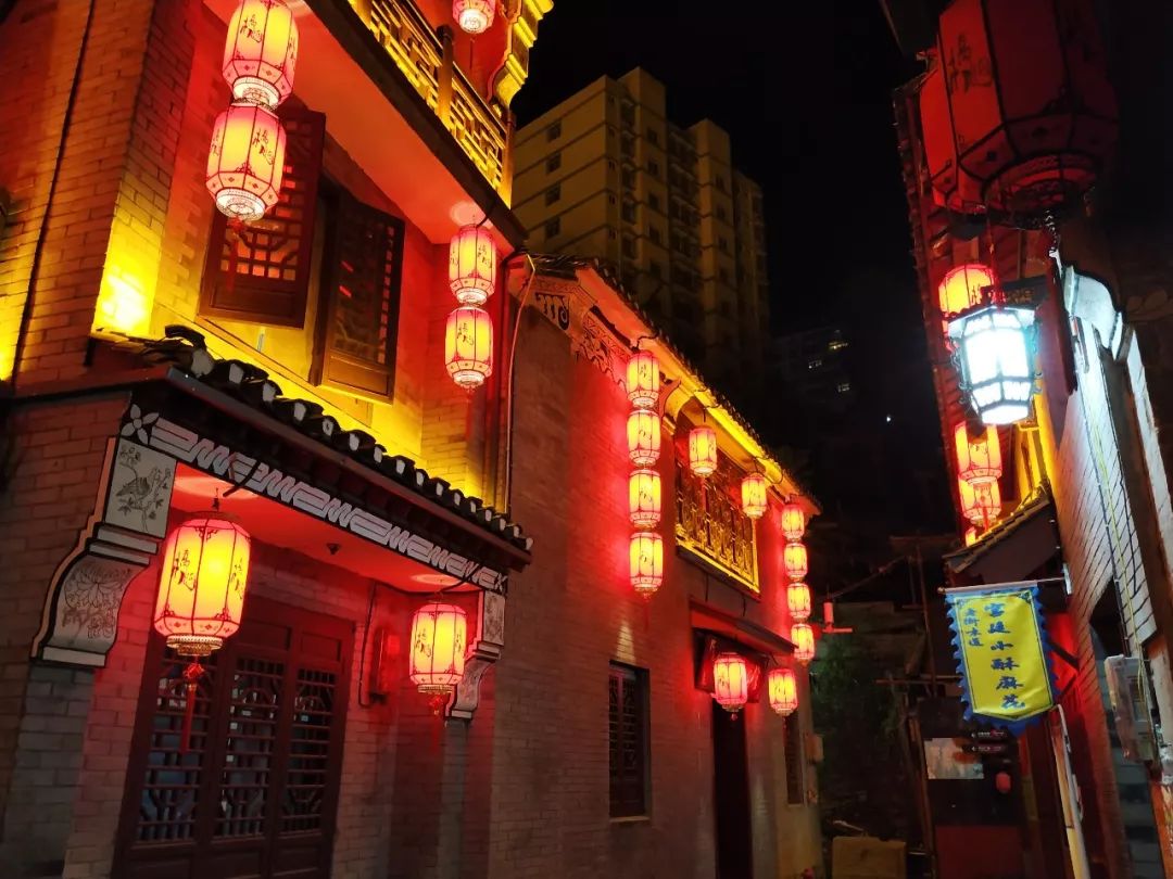 白河桥儿沟夜景图片