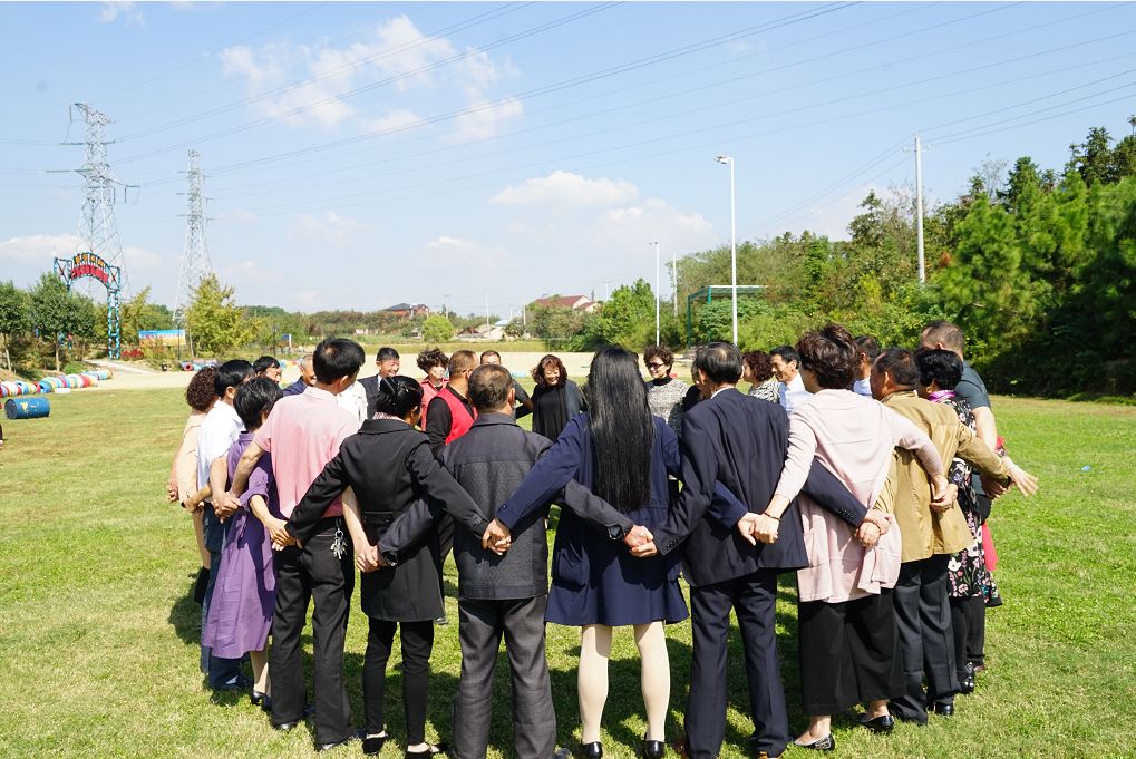 《破冰遊戲》打破因長久未見面而帶來的陌生感《超越火線》增強同學