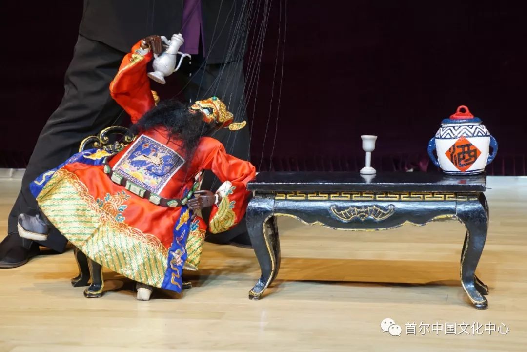 中国非物质文化遗产传统木偶戏——泉州提线木偶在首尔闪亮登场