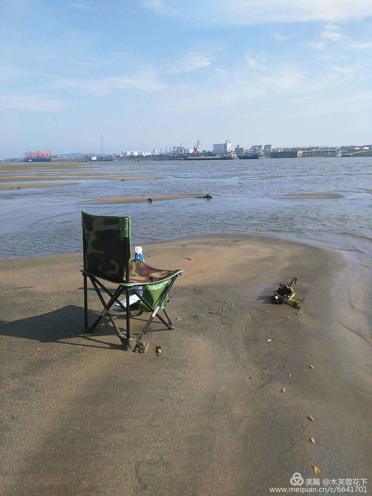 太仓浏河长江边沙滩图片