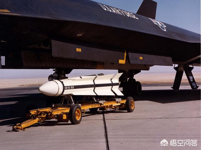 起底sr-71黑鳥偵察機,原來也沒多厲害_xb-70