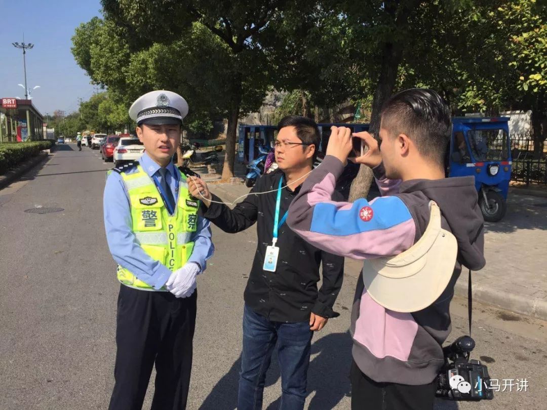 从昨天晚上开始金华的交警一直在各主干道忙碌就是为了这件事