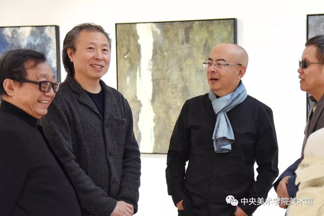 大匠营构充满睿智与神采的艺术境界渍痕张宝玮先生画展如期开幕