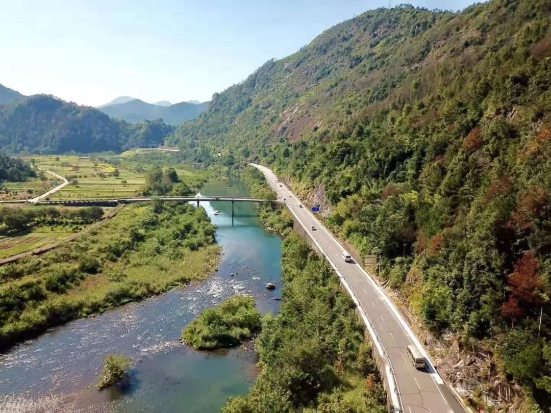 雁楠公路葉邁峰/攝