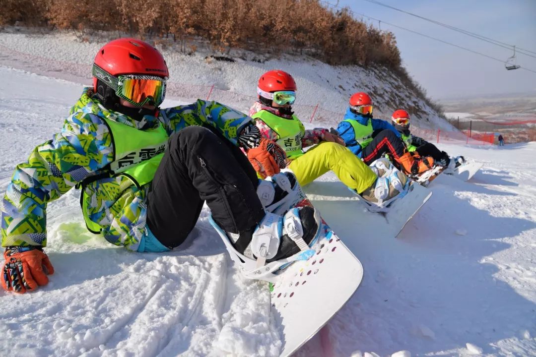 吉林市朱雀山滑雪场图片