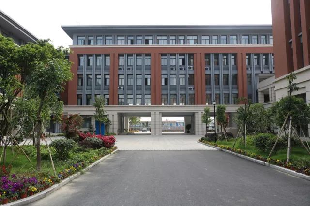 平阳建兰中学图片