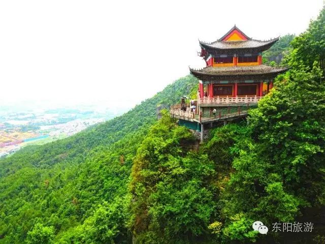 东阳适合爬山的风景区图片