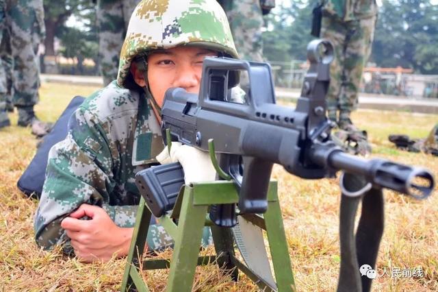 關注怎麼做到的新兵連首次實彈射擊4人打出滿環