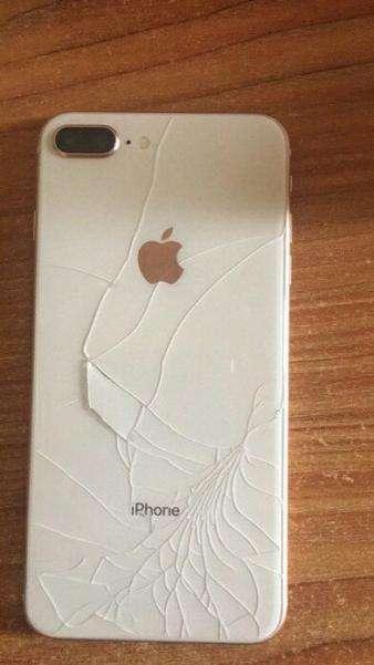 苹果8p摔碎了照片高清图片