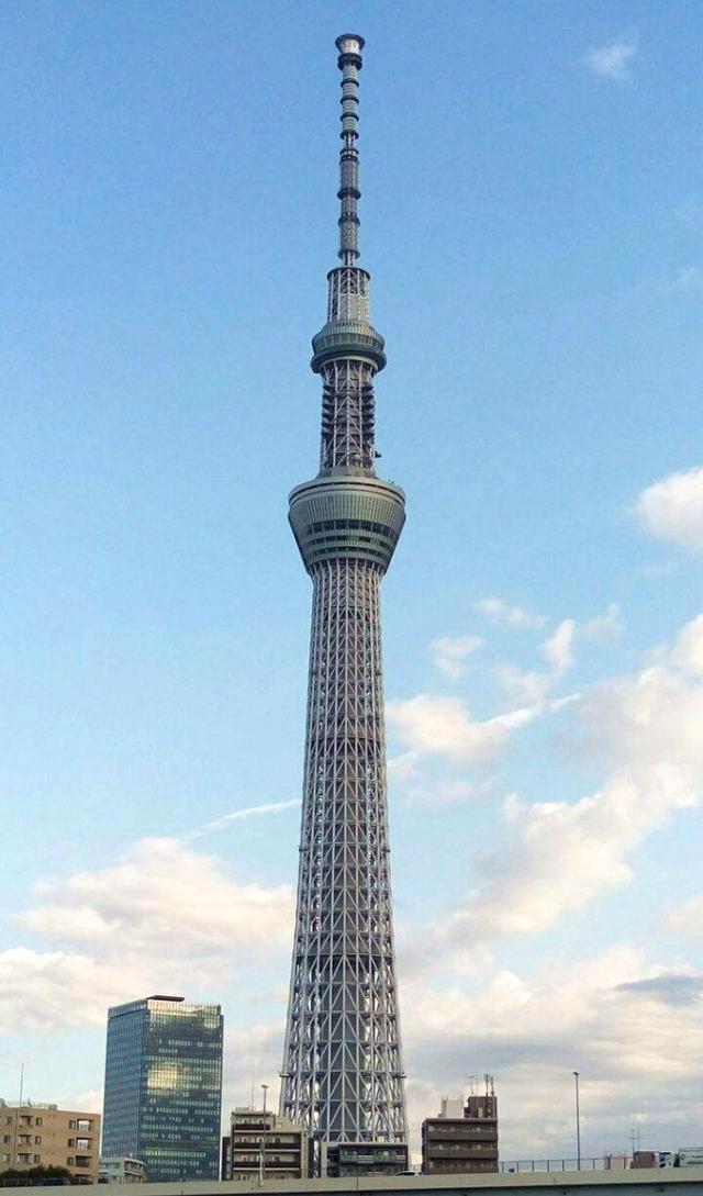 世界第一高电视塔赏析,只比上海中心高2米