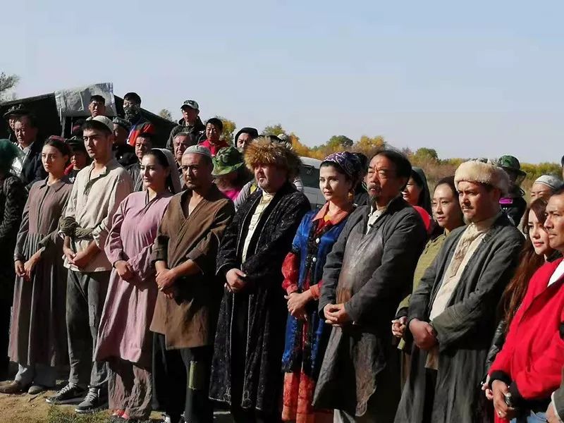 40集电视剧库尔班大叔和他的子孙们在新疆尉犁开机