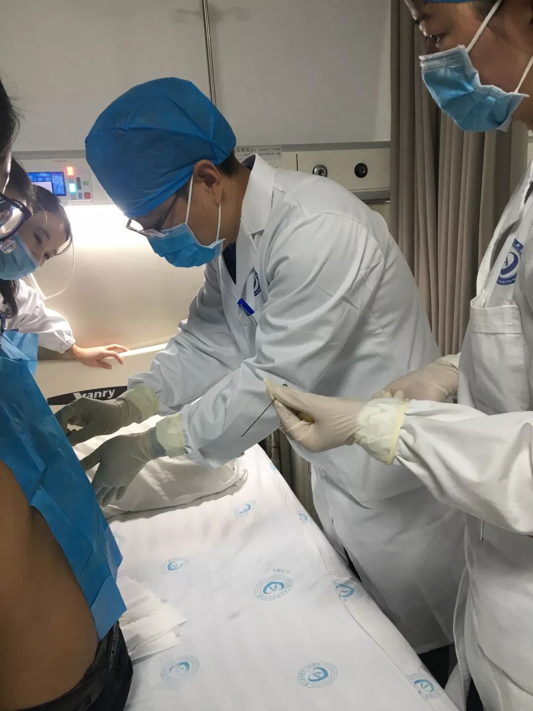 《安顺手记②丨首例胸膜活检术 6台气管镜