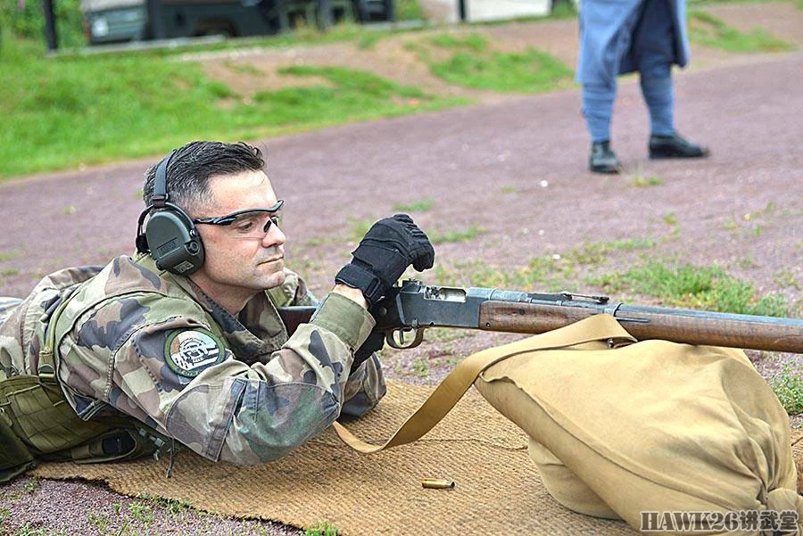 现代法国陆军步枪图片