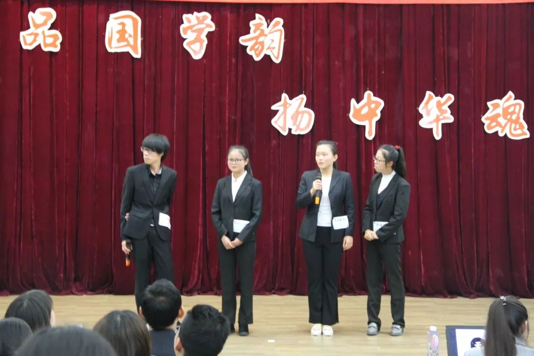 紧接着,大连市民俗文化促进会理事,辽宁师范大学文学院讲师刘思诚老师