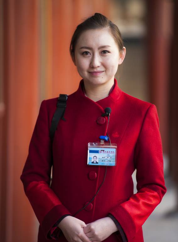 韩笑,女,汉族,1986年4月生,中共党员,北京市颐和园管理处导游服务中心