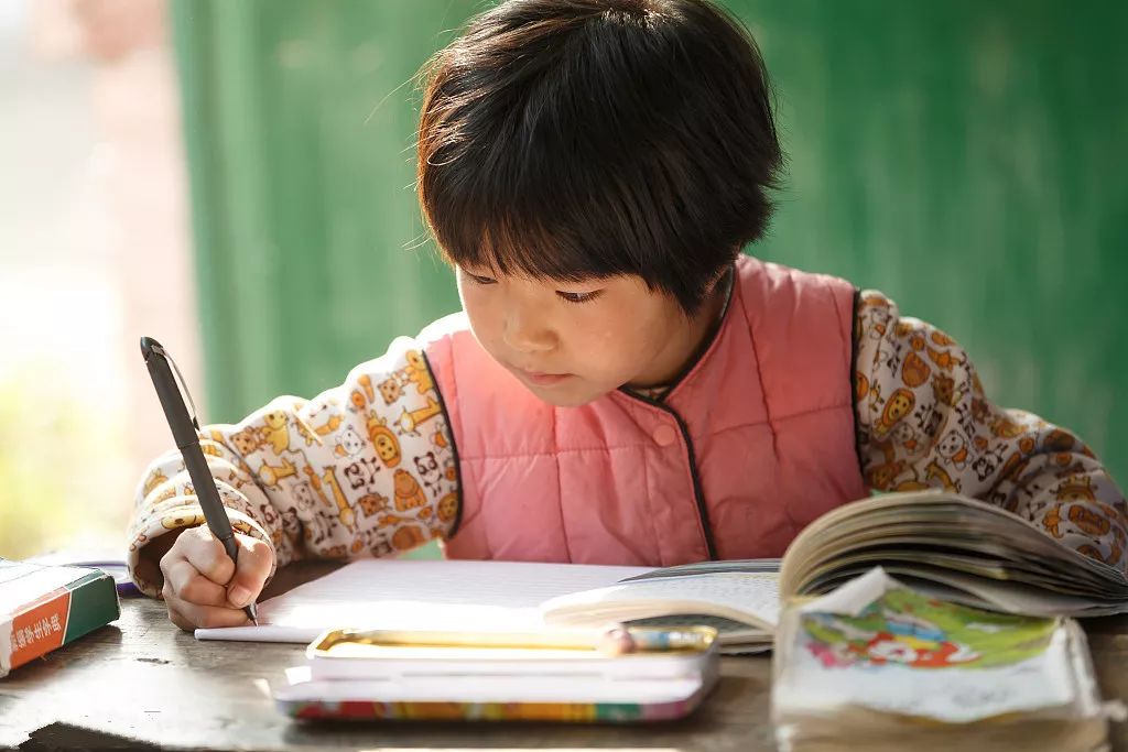 以書換書溫暖約讀公益捐書邀你參加愛心傳遞書送未來