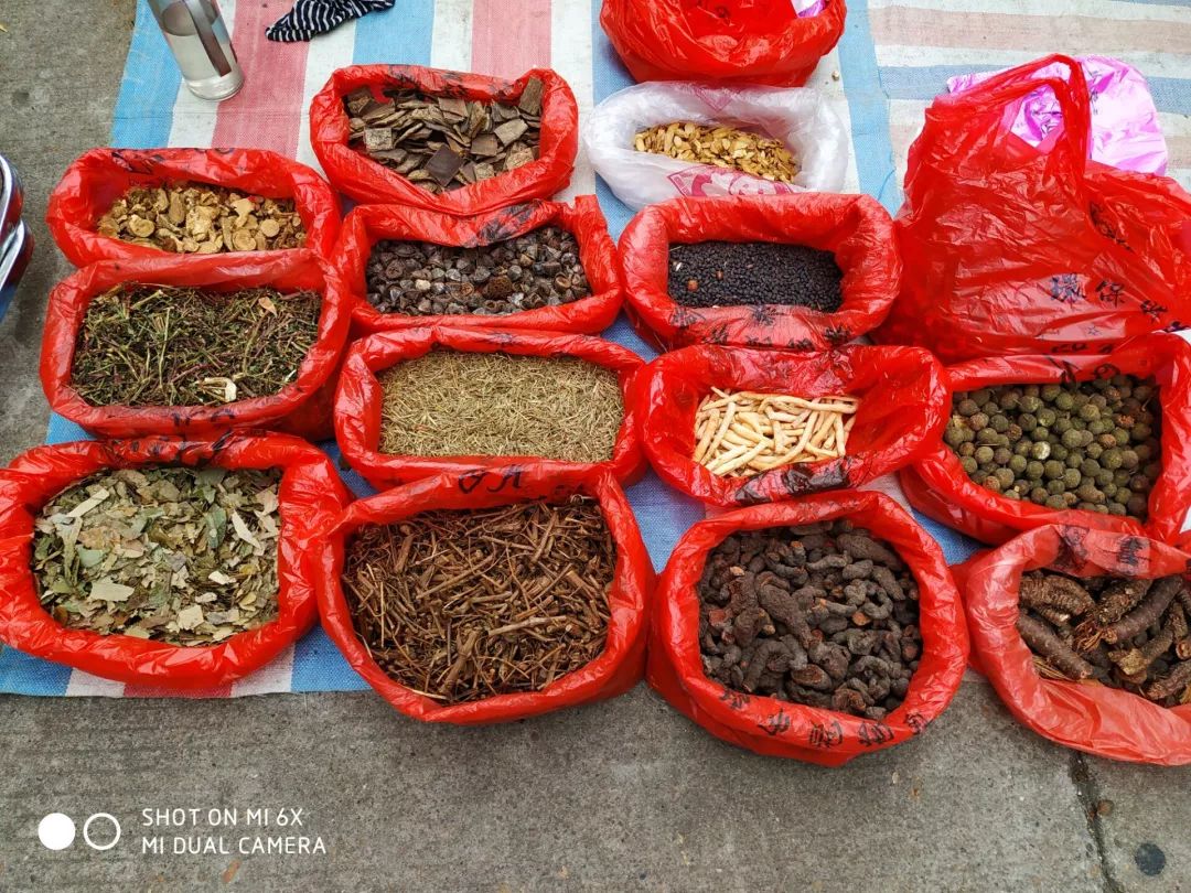 江西樟树药材市场图片