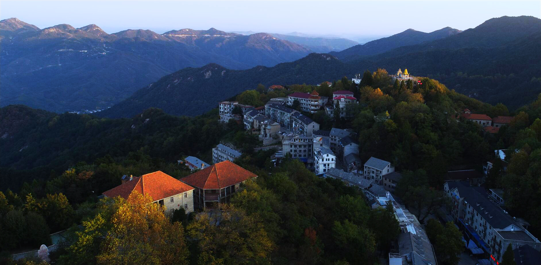 信阳鸡公山多高图片