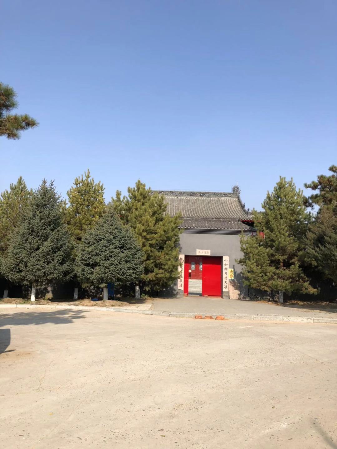 建築宏偉令人驚歎訪亞洲最大寺廟松原龍華寺