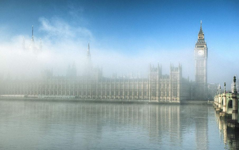 悦读城市冬日渐近想知道如何与雾霾相处来看伦敦雾一部演变史
