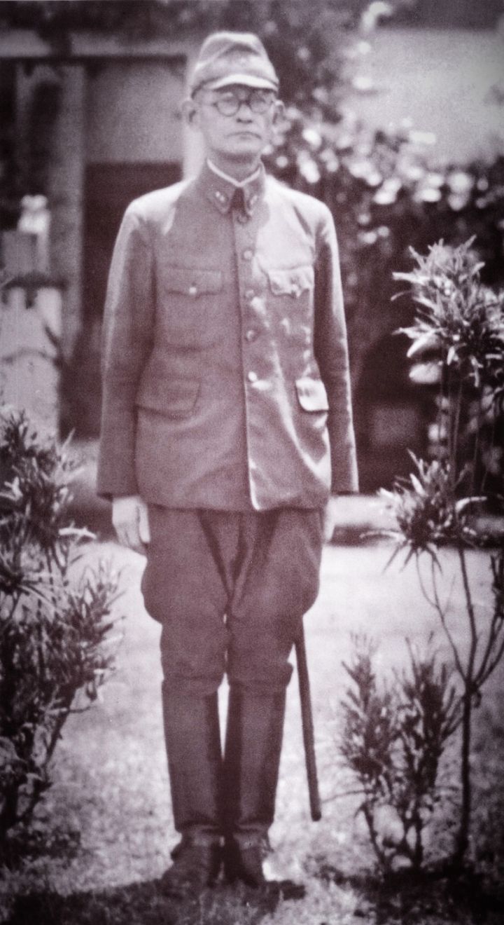 日本陆军第十七军司令官百武晴吉中将 返回搜             责任编辑