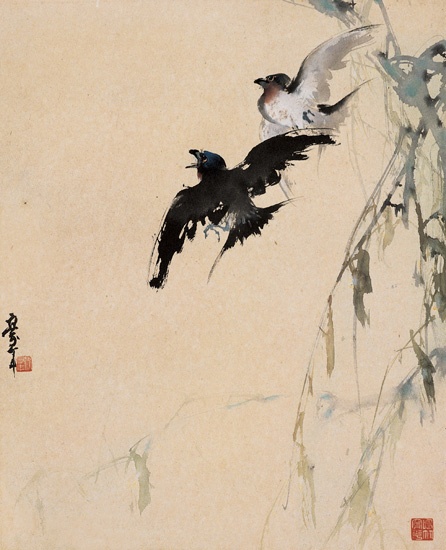 17岁即师从岭南画派大师赵少昂,毕业于岭南艺院,是岭南画派创始人"二