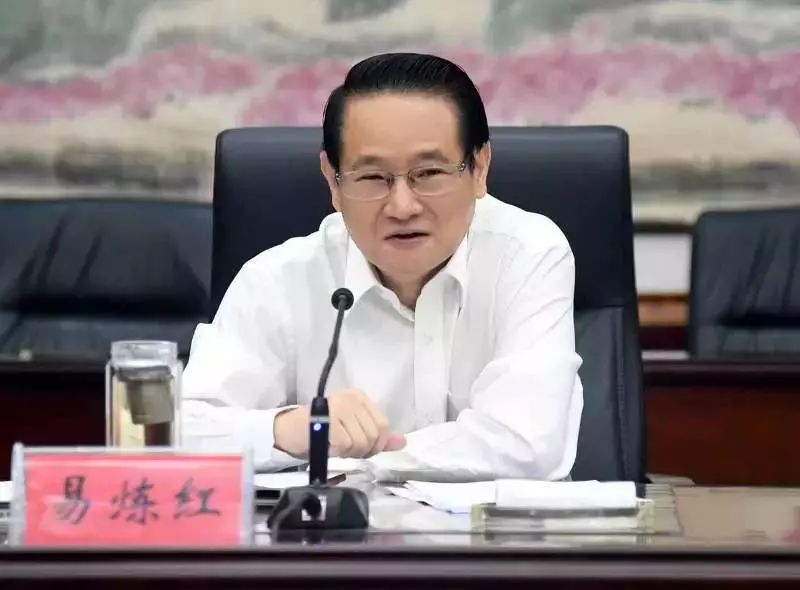 无记名投票江西补选刘奇为省人大常委会主任易炼红为省长