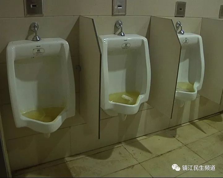 镇江这么高大上的地方,厕所这么恶心?丨参与新闻评论 赢取2g流量