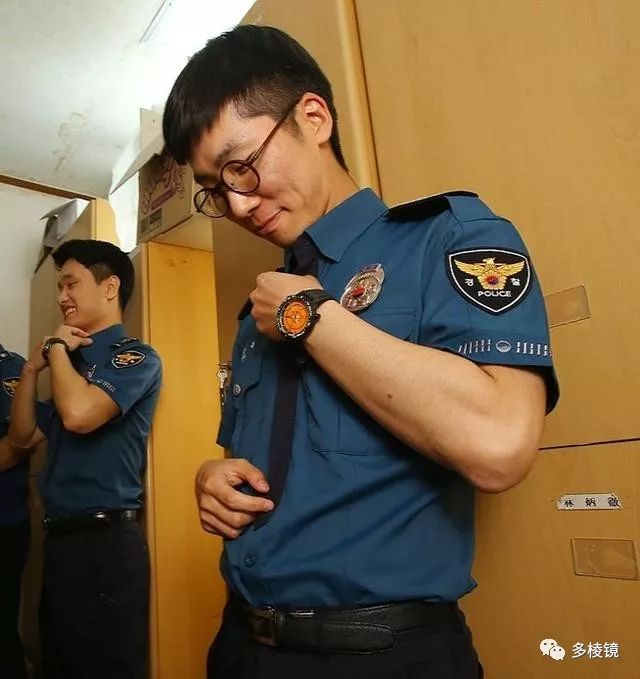 韩国警微图片