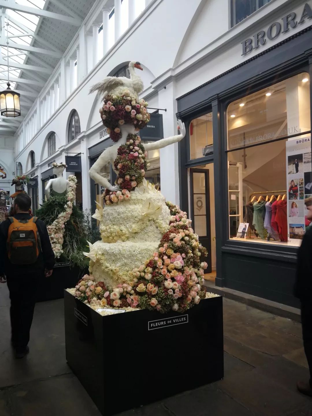 凡與課堂-創意無限的倫敦covent garden 花藝藝術_項鍊