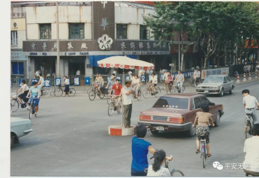 岗亭建在半空中无锡第一任车管所长告诉你80年代路上那些事儿交通文化