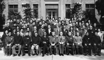 1927年科学家合照图片